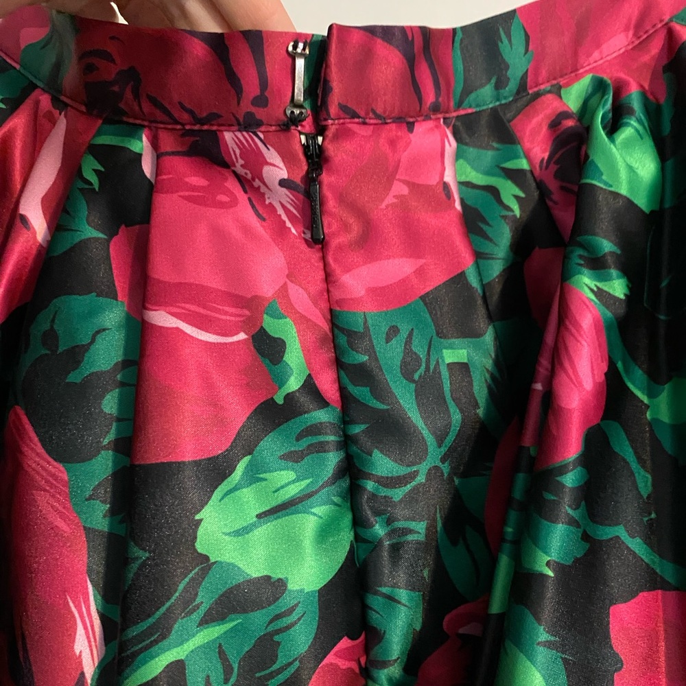 Sherri Hill Rose Crop Top Short Cocktail Dress Set - Picture 9 of 16
